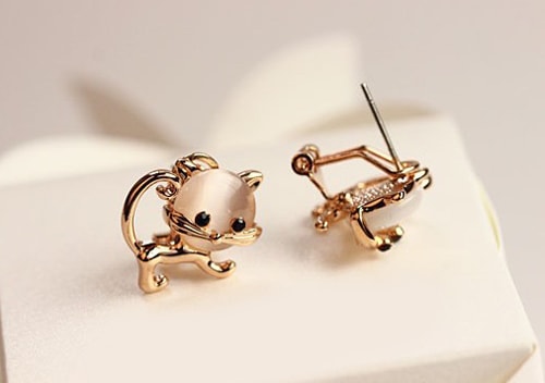 Pair of Kitten Faux Opal Embellished Earrings- as the picture Pair of Kitten Faux Opal Embellished Earrings- as the picture