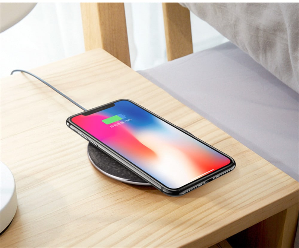 Qi Wireless Charger 5V1A Desktop Wireless Fast Charging Pad For iPhone X / 8 / 8 Plus Samsung Galaxy S8 / S8 + / Note 8- Black Qi Wireless Charger 5V1A Desktop Wireless Fast Charging Pad For iPhone X / 8 / 8 Plus Samsung Galaxy S8 / S8 + / Note 8- Black