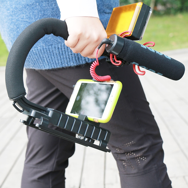 Ulanzi U-Grip Triple Shoe Mount Video Action Stabilizing Handle Grip Rig for iPhone 8 / X GoPro Smartphone Canon Sony DSLR Camera- Black Ulanzi U-Grip Triple Shoe Mount Video Action Stabilizing Handle Grip Rig for iPhone 8 / X GoPro Smartphone Canon Sony DSLR Camera- Black